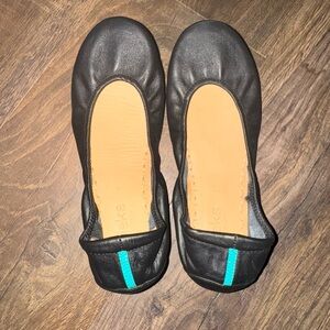 Black Tieks Flats NEW**NEVER WORN**SIZE 8
